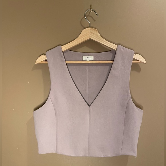 Aritzia - Wilfred lilac v-neck cropped sleeveless blouse - Picture 1 of 5